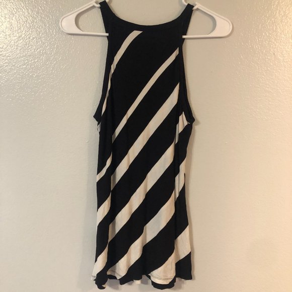 🌞 INC International Concepts Tank Top Black White Stripe Women Size Medium - Picture 3 of 3